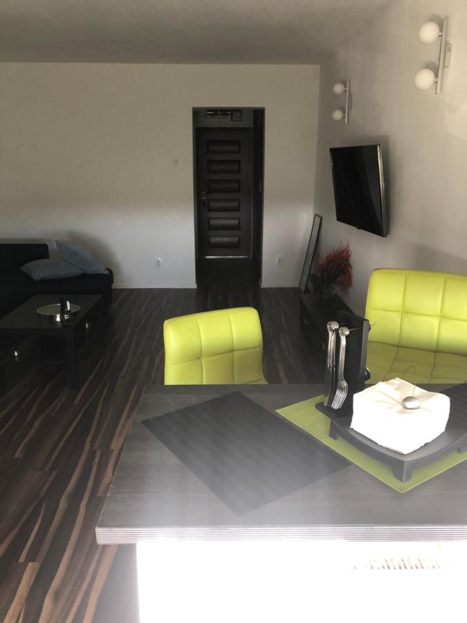 Open Space Mini Craiovei Pitesti Ngoại thất bức ảnh